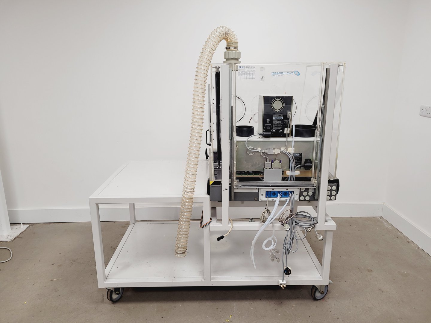 Image of Chemspeed ASW 2000 Automated Synthesis Workstation Lab