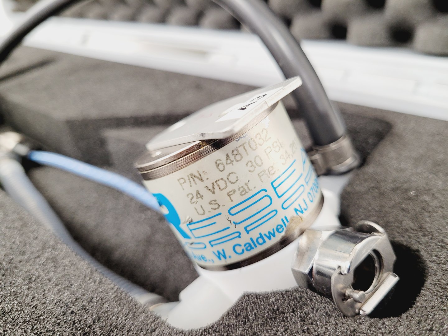 Image of Chemspeed ASW 2000 Automated Synthesis Workstation Lab