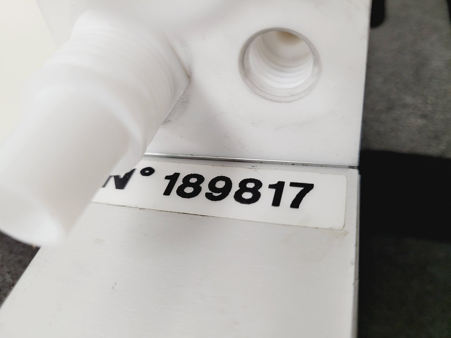 Image of Chemspeed ASW 2000 Automated Synthesis Workstation Lab