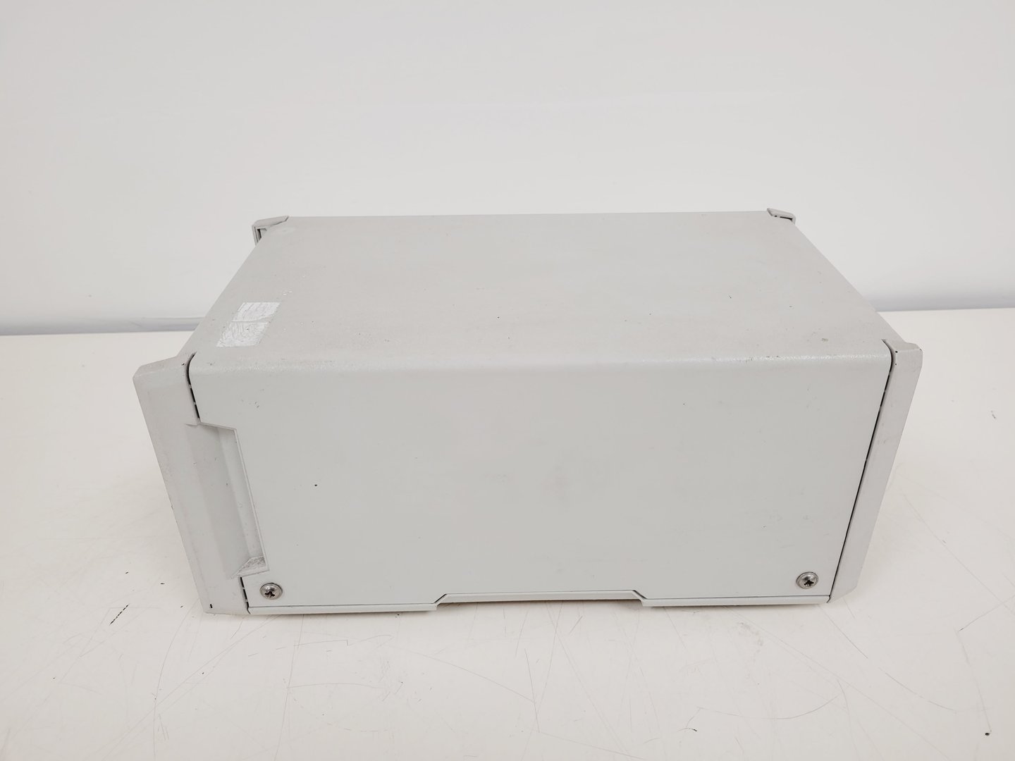 Image of Chemspeed ASW 2000 Automated Synthesis Workstation Lab