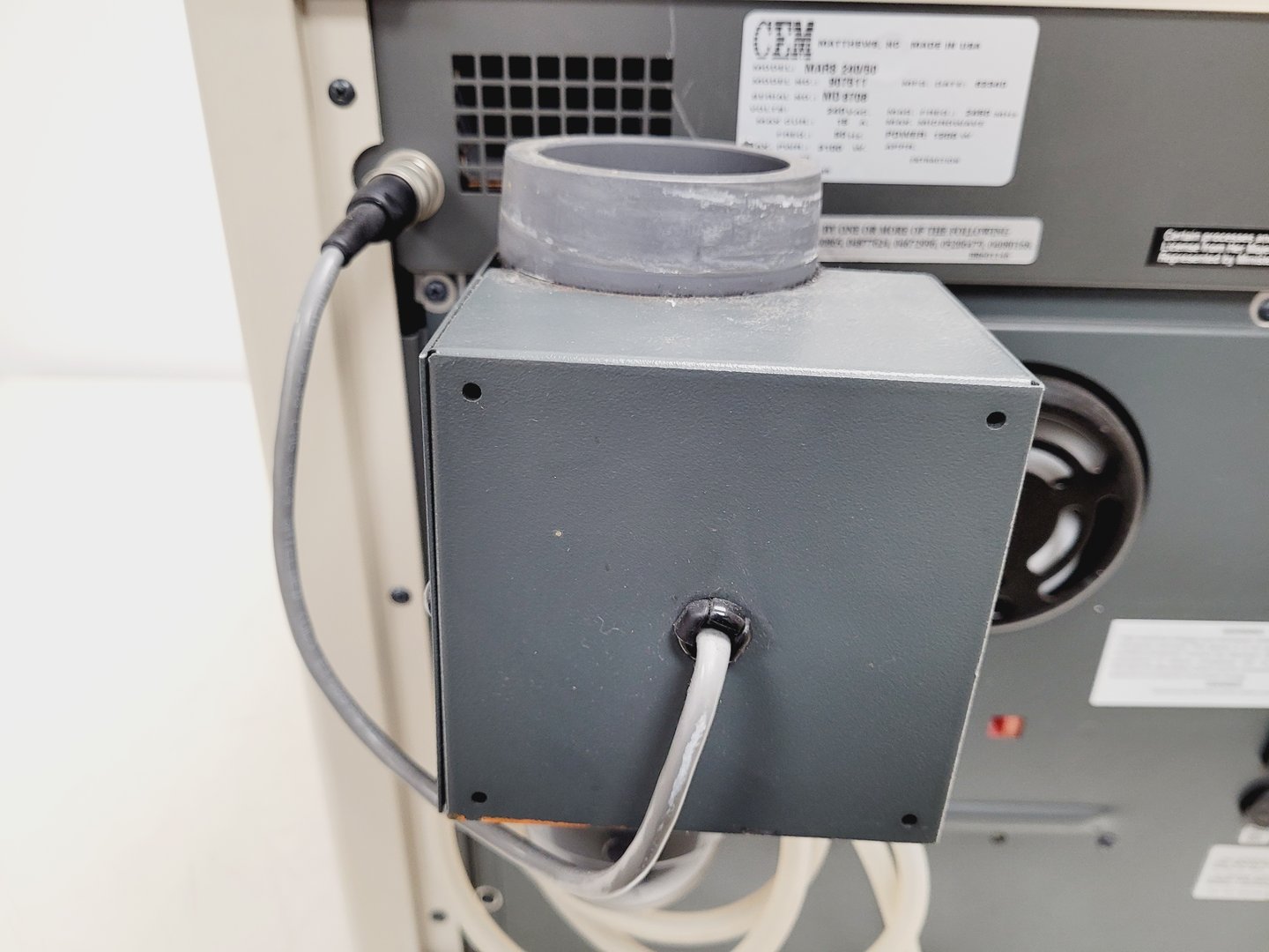 Image of CEM Mars Xpress 240/50 Model no. 907511 Synthesis Microwave Oven Lab