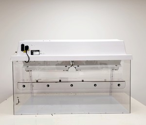 Thumbnail image of Star Lab PCR Workstation AirClean 600 Lab