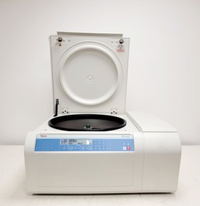 Thumbnail image of Thermo Fisher Scientific Heraeus Multifuge X3R with Rotor & Many Accessories 