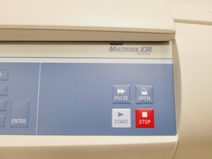 Thumbnail image of Thermo Fisher Scientific Heraeus Multifuge X3R with Rotor & Many Accessories 