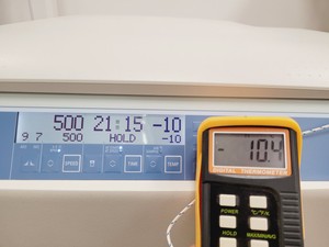 Thumbnail image of Thermo Fisher Scientific Heraeus Multifuge X3R with Rotor & Many Accessories 