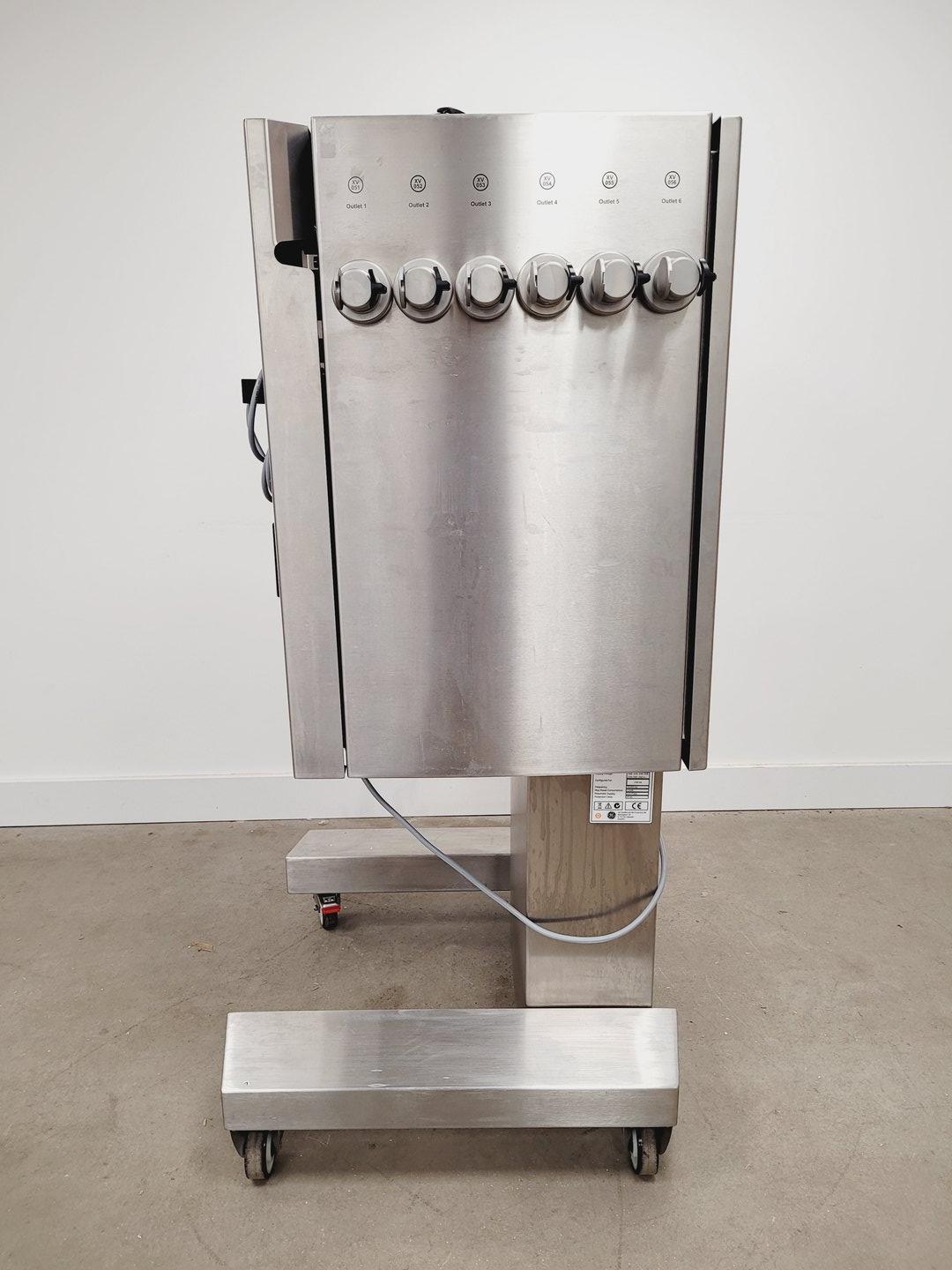 Image of GE Healthcare AKTAready Single-Use Chromatography FPLC System Lab