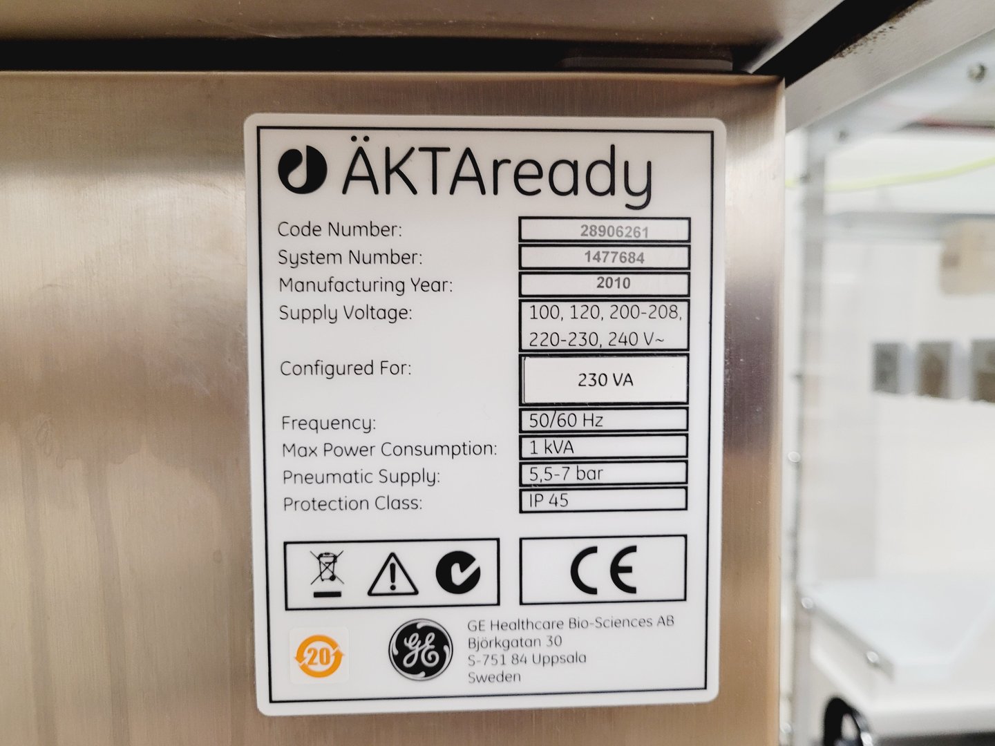 Image of GE Healthcare AKTAready Single-Use Chromatography FPLC System Lab