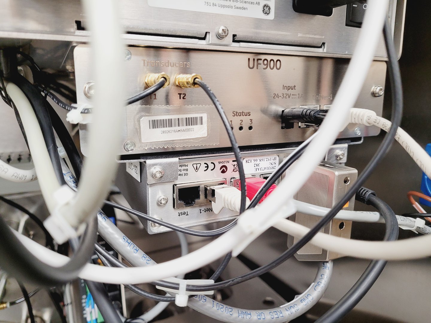 Image of GE Healthcare AKTAready Single-Use Chromatography FPLC System Lab