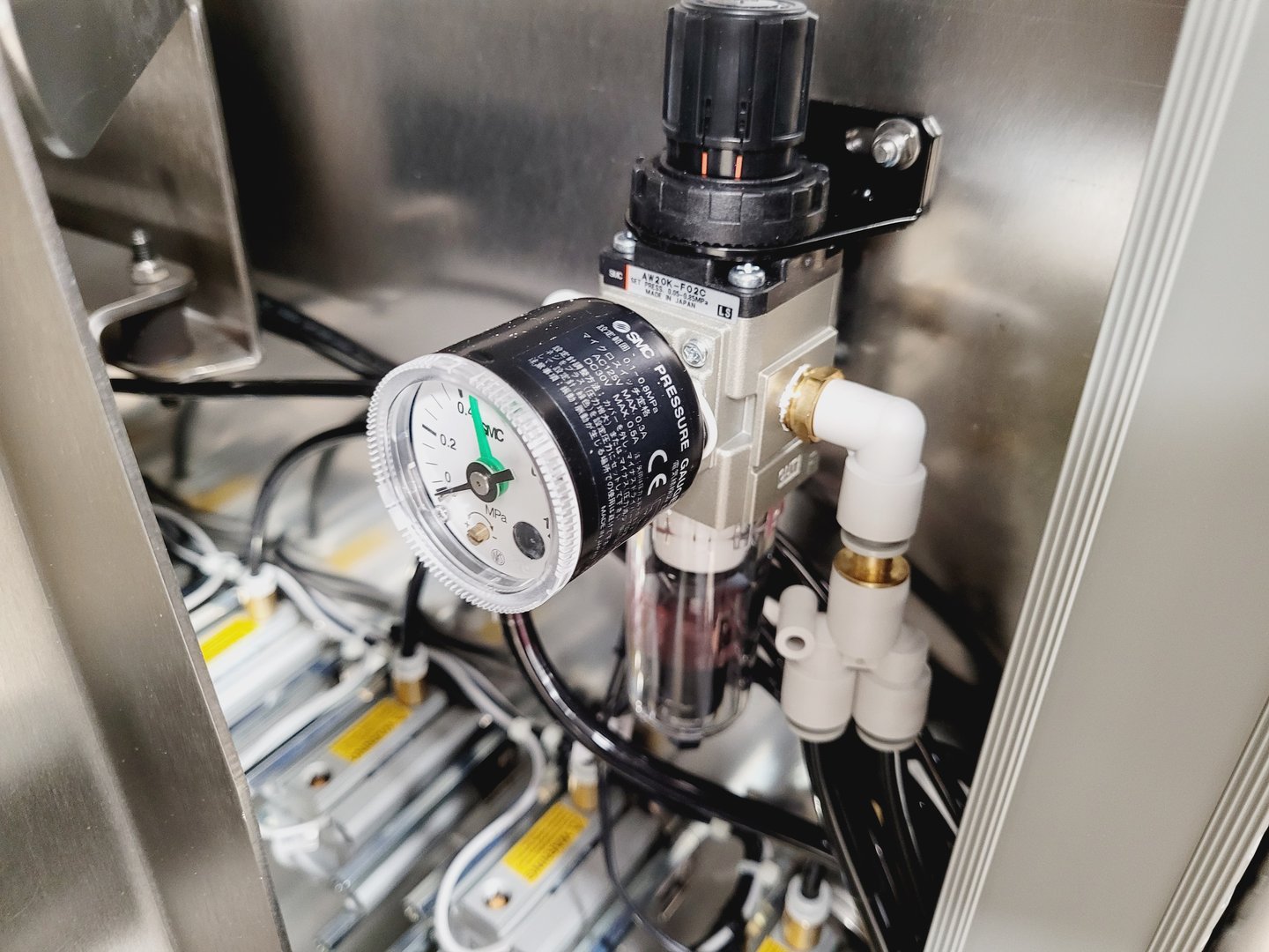 Image of GE Healthcare AKTAready Single-Use Chromatography FPLC System Lab