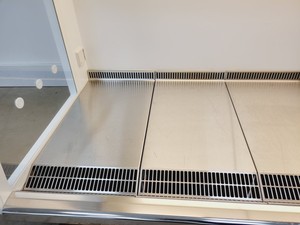 Thumbnail image of Scanlaf Mars 1500 Class 2 Biohazard Safety Cabinet Lab