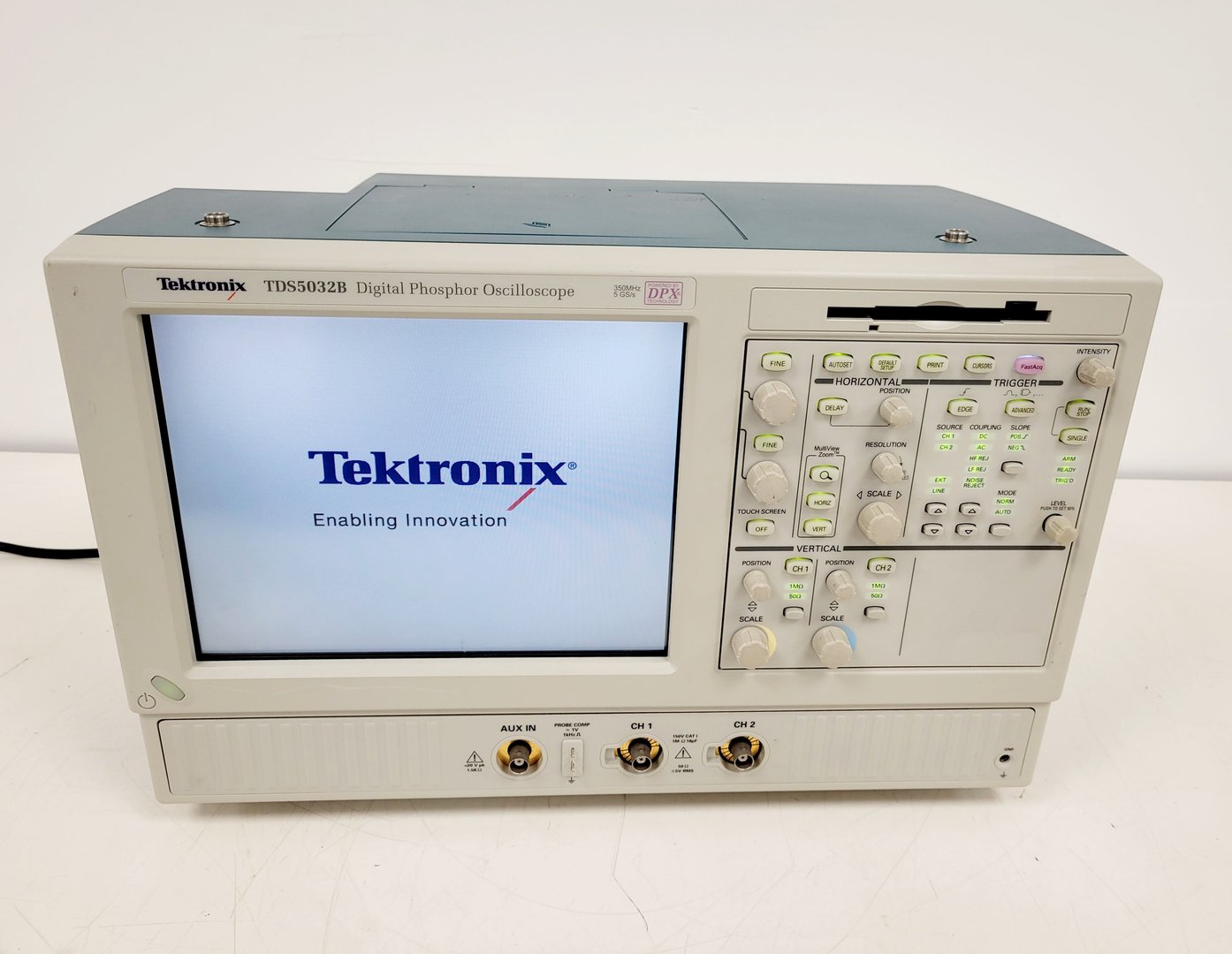 Image of Tektronix TDS5032B Digital Phosphor Oscilloscope Spares or Repairs