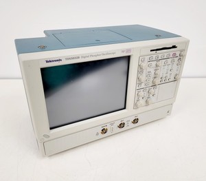 Thumbnail image of Tektronix TDS5032B Digital Phosphor Oscilloscope Spares or Repairs