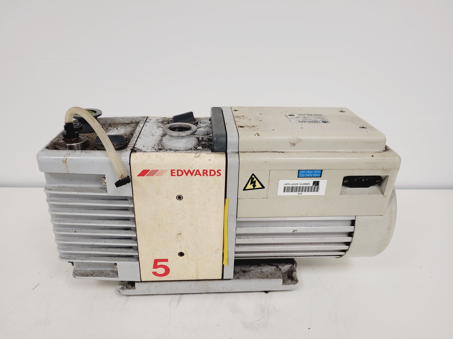 Image of Job Lot of 11 Laboratory Vacuum Pumps Edwards Leybold Trivac Lab