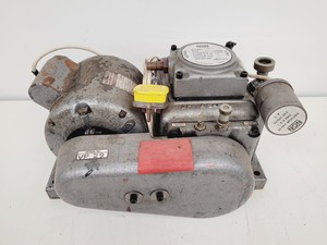 Thumbnail image of Job Lot of Laboratory Vacuum Pumps GeneVac NGN Speedivac Lab