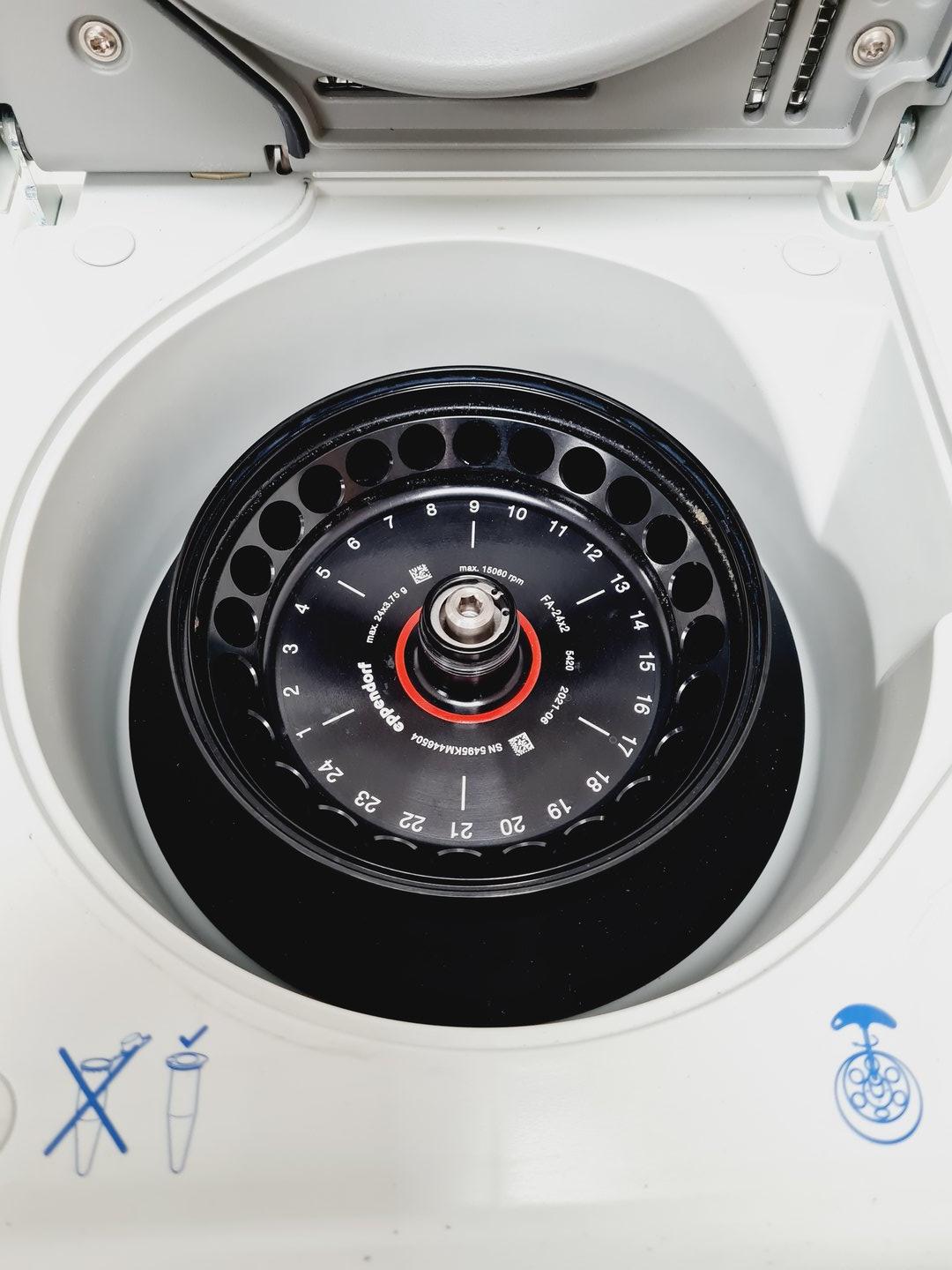 Image of Eppendorf 5420 Benchtop Laboratory Centrifuge with FA-24x2 Rotor 15060rpm  Lab
