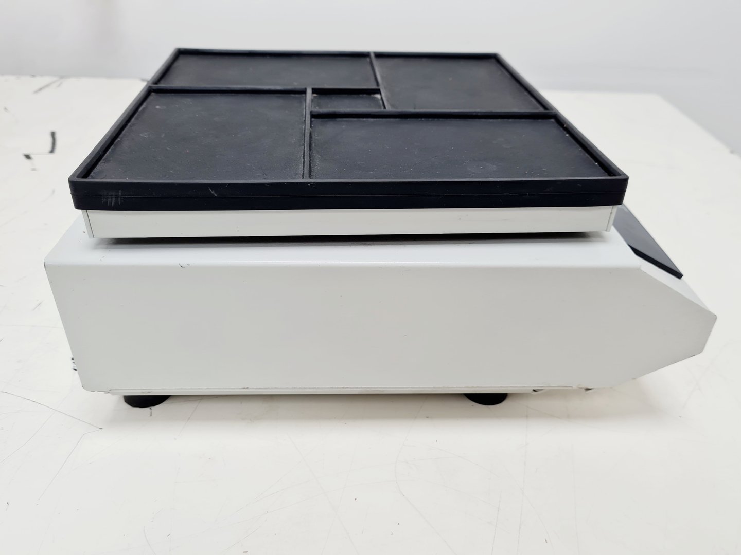 Image of Heidolph Titramax 1000 T Laboratory Platform Shaker Lab