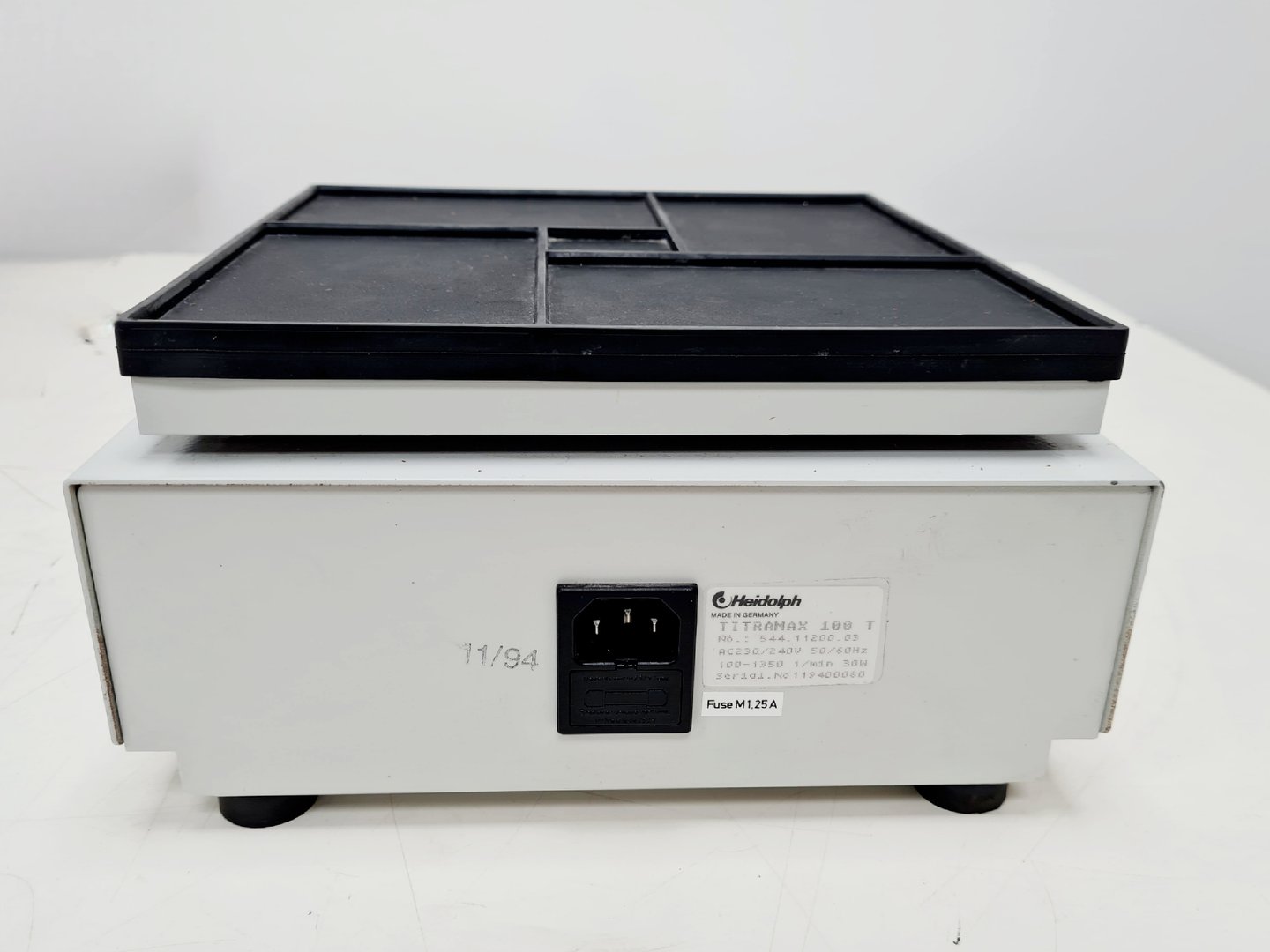 Image of Heidolph Titramax 1000 T Laboratory Platform Shaker Lab