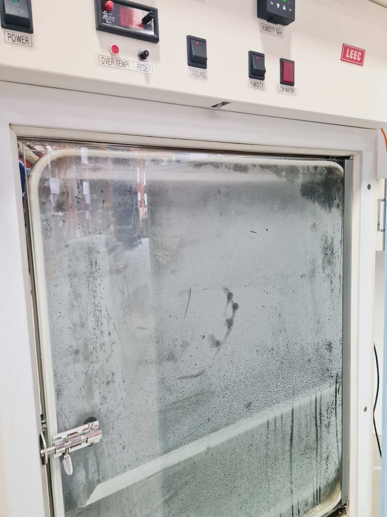 Image of LEEC SFC3C/RH Humidity Cabinet Lab