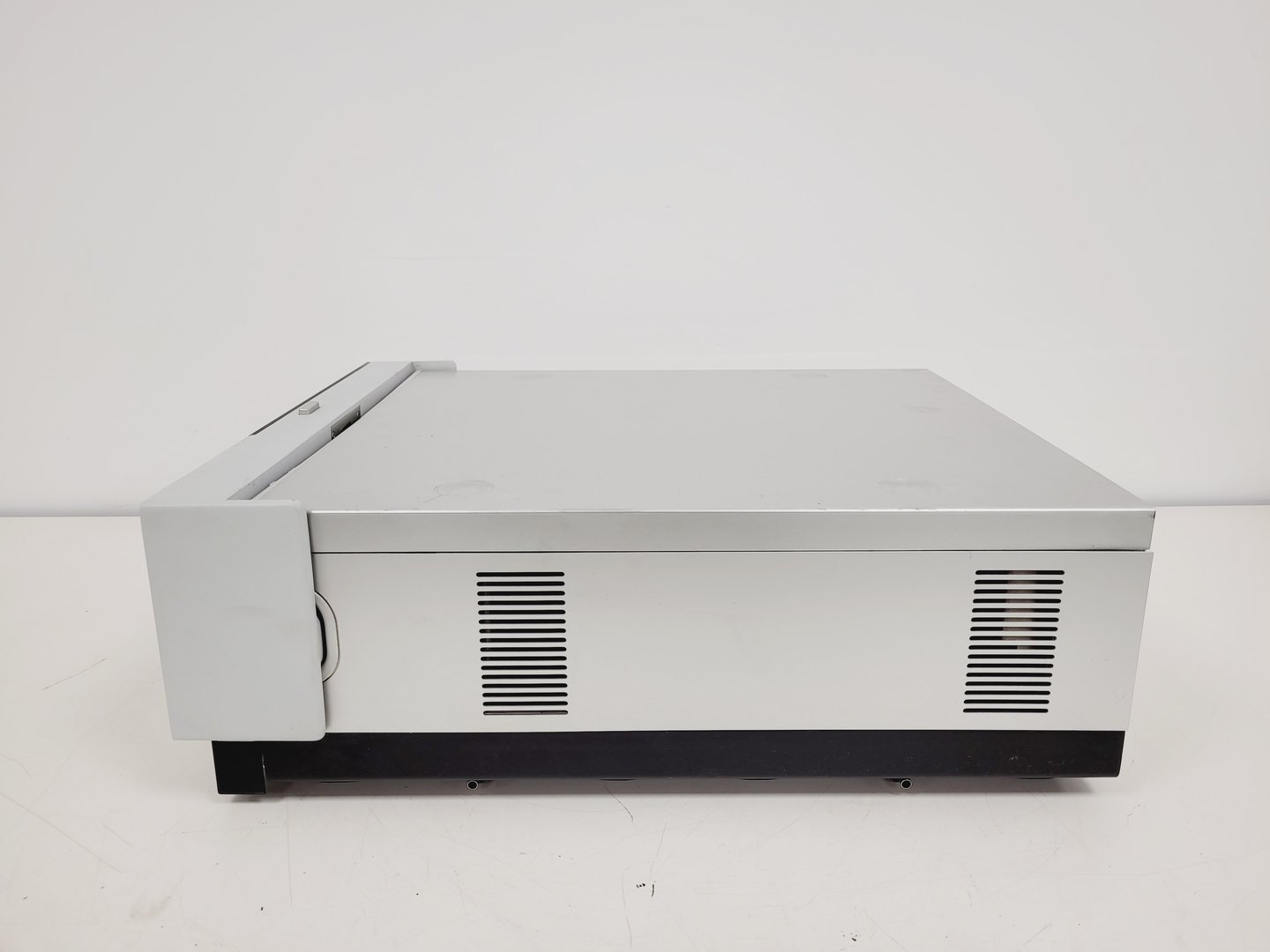 Image of Dionex UltiMate 3000 Flow Manager FLM-3300 HPLC Lab Spares/Repairs
