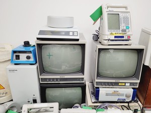 Thumbnail image of Job lot of Mixed Laboratory Equipment - Microscopes - Pipettes -  Centrifuge Lab