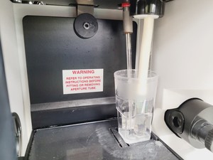 Thumbnail image of Beckman Coulter Particle Counter & Size Analyser Z2 w/ Controller