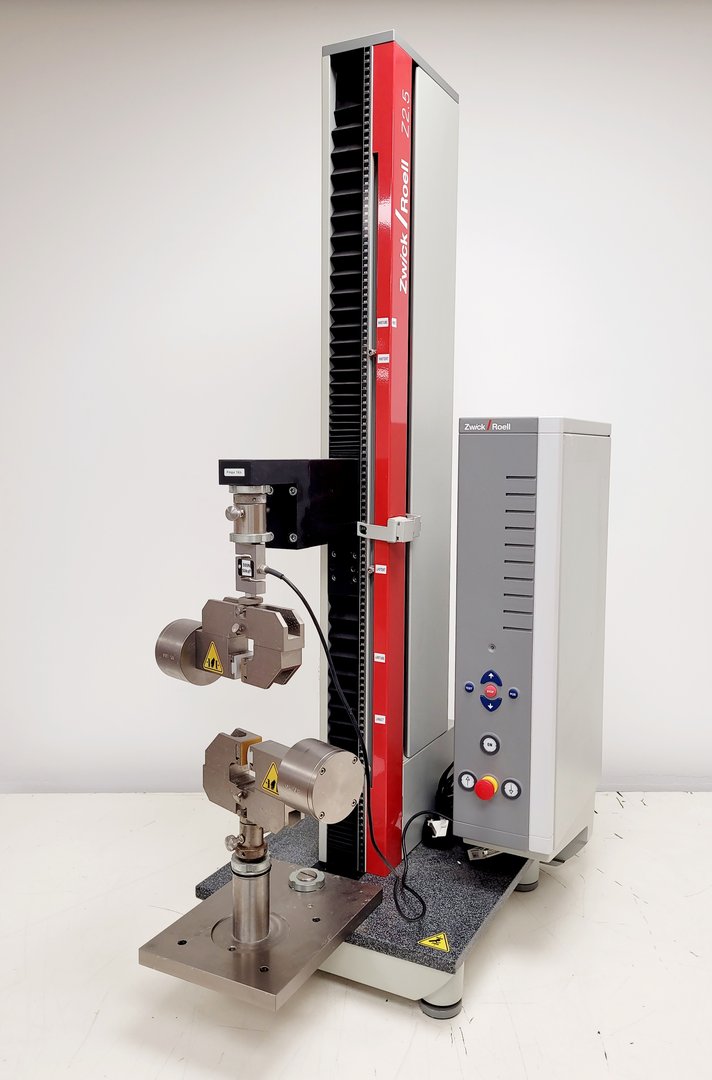 Image of Zwick Roell Z2.5 Material Testing Machine with T22 Temperature Chamber Lab