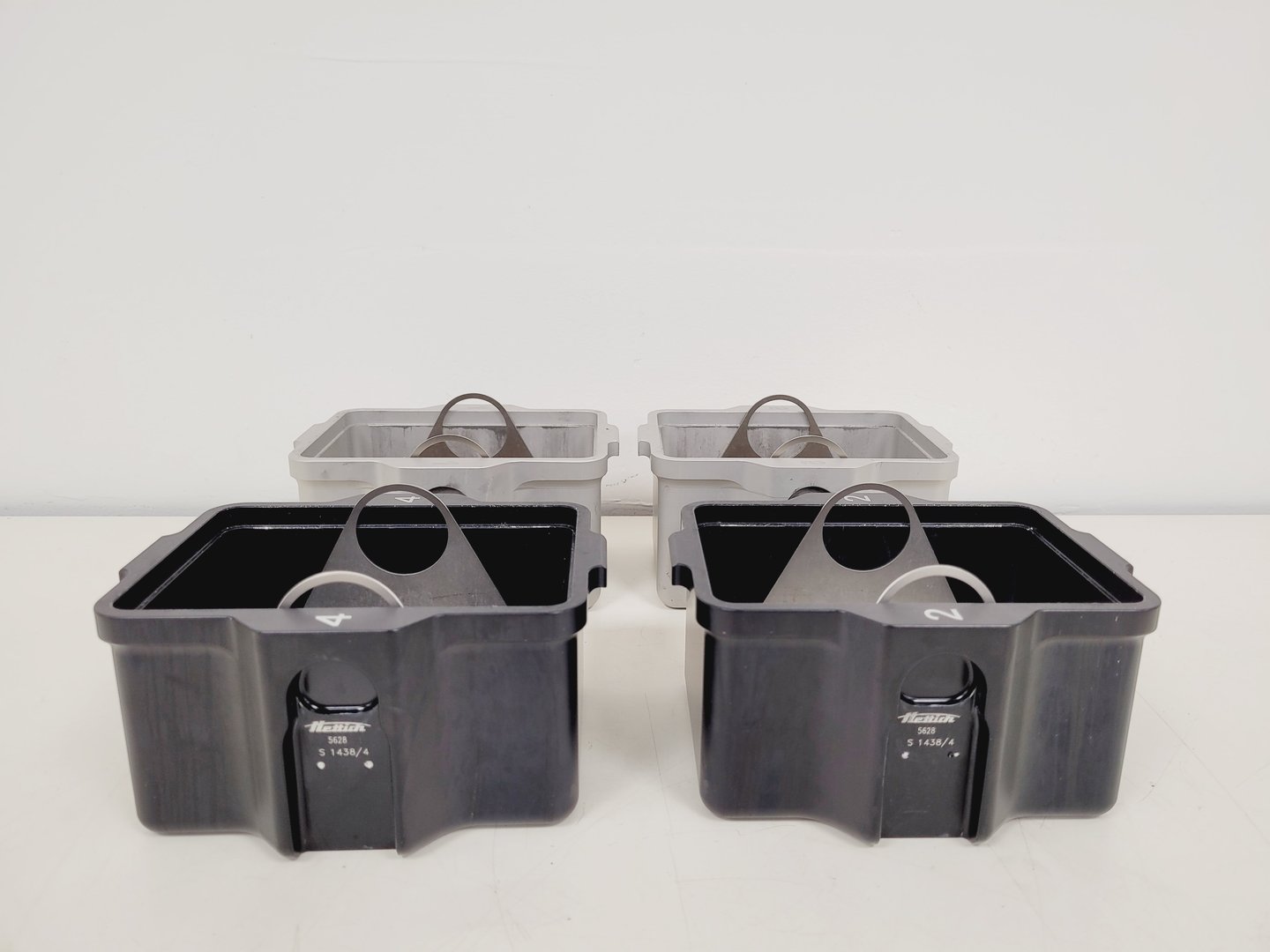 Image of Hettich Rotanta 460 Benchtop Centrifuge with 5624 4800RPM Rotor Lab