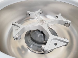Thumbnail image of Hettich Rotanta 460 Benchtop Centrifuge with 5624 4800RPM Rotor Lab