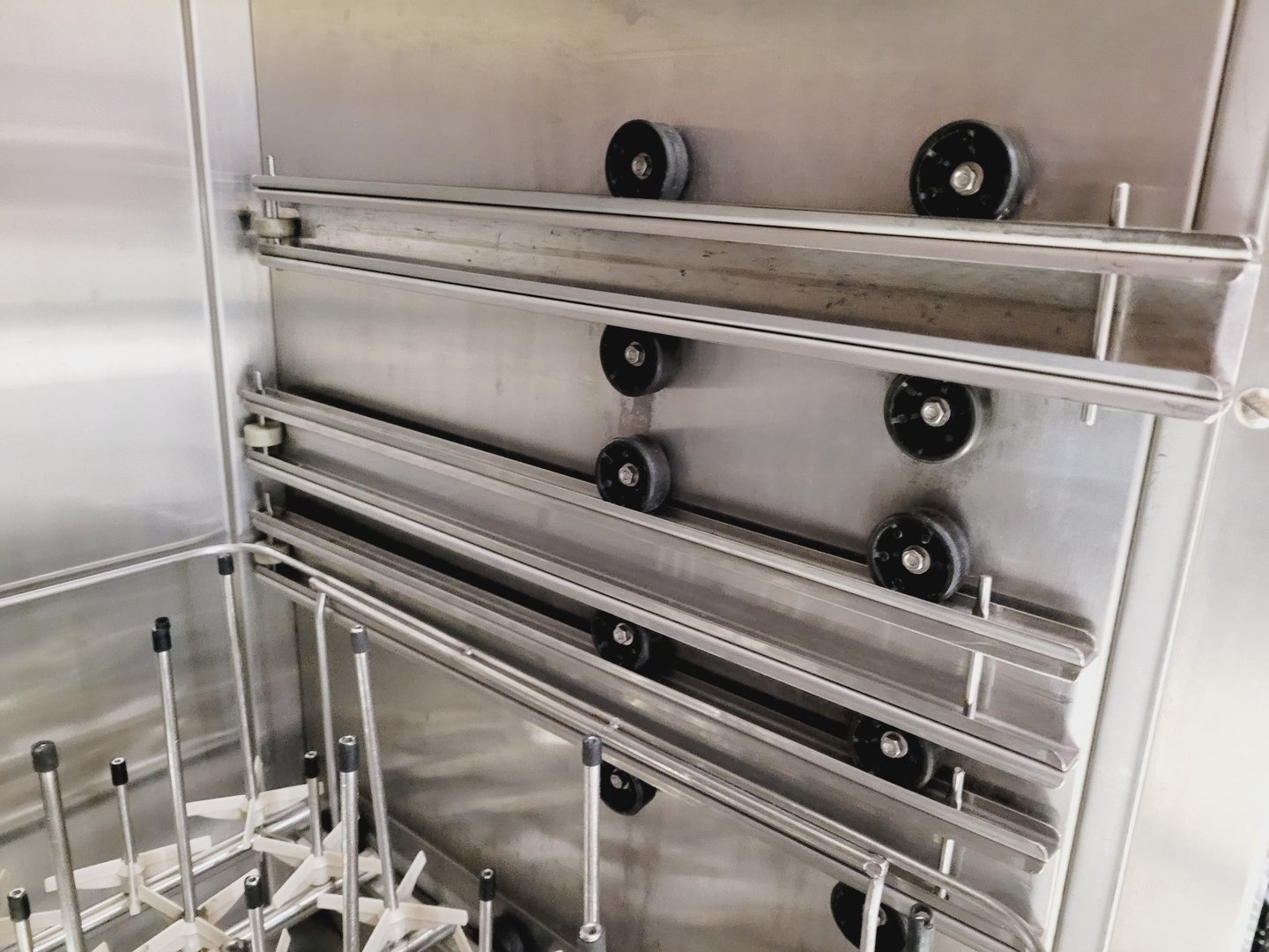 Image of Lancer Labsec 1400 14UP Glassware Dryer Lab