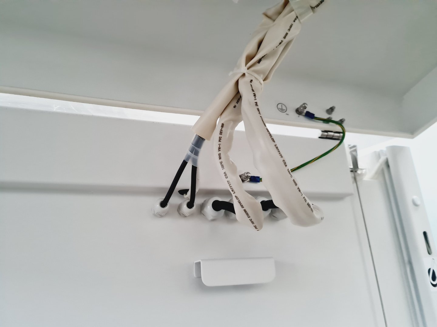 Image of ESCO Ascent Max ADC-4C1 Ductless Fume Hood Lab Spares/Repairs