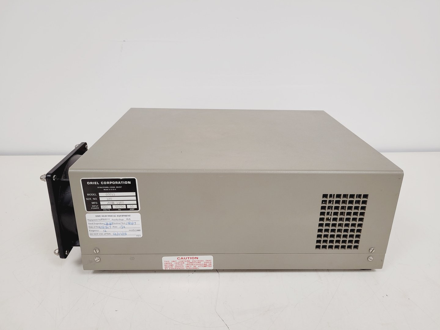 Image of Oriel Arc Lamp with Arc Lamp Ignitor & 300-500W Xe & Hg Power Supply Faulty