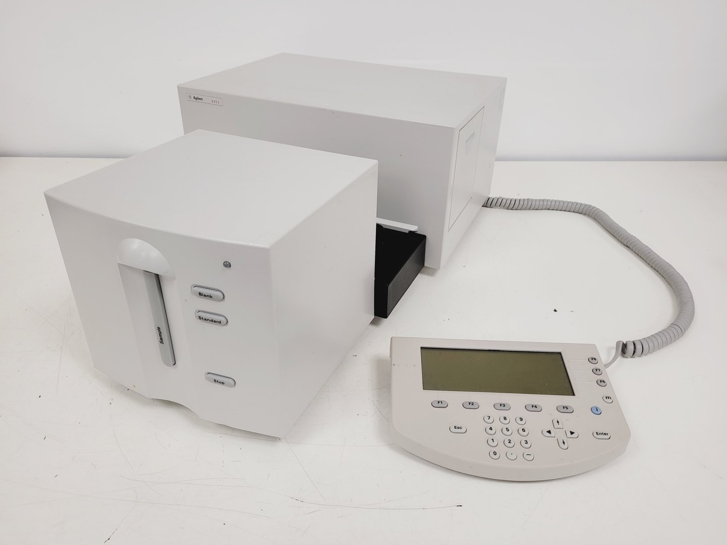 Image of Agilent 8453 UV/VIS Spectrophotometer G1103A with Keypad G1819A Lab