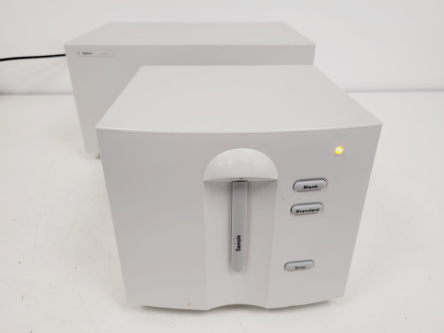 Image of Agilent 8453 UV/VIS Spectrophotometer G1103A with Keypad G1819A Lab