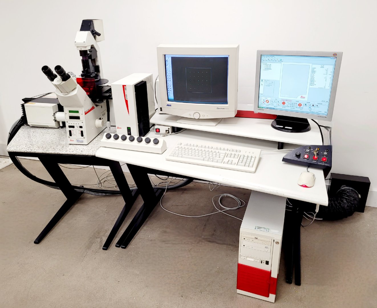 Image of Leica Microsystems Type - TCS SP2 Confocal Microscope System Lab