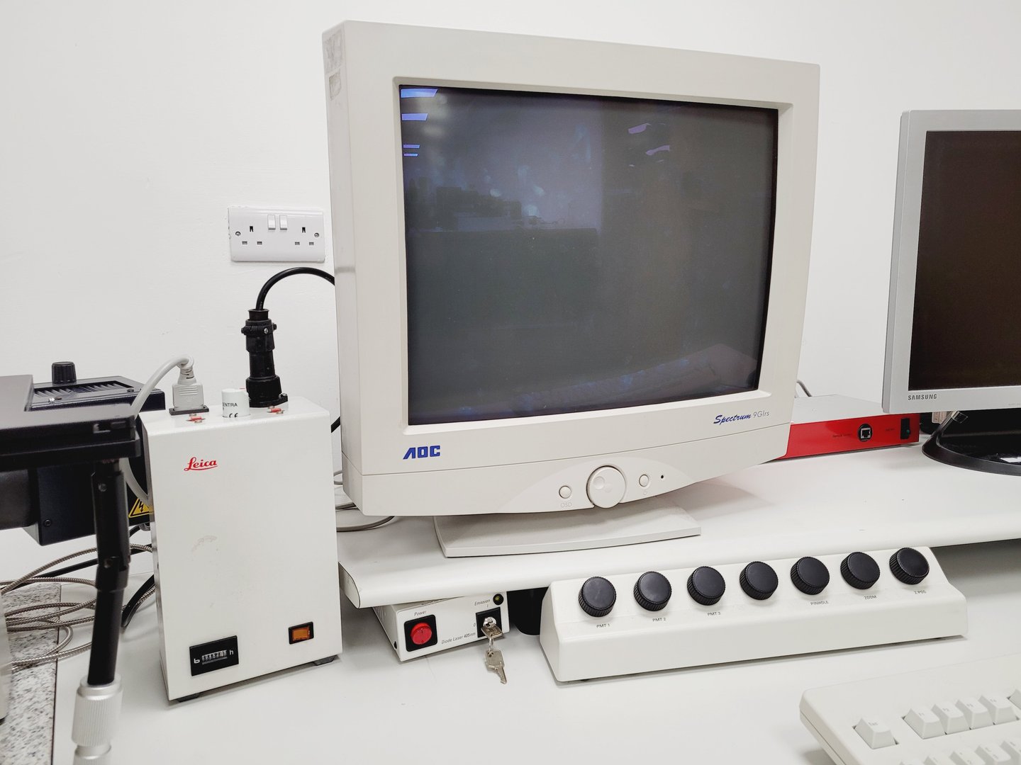 Image of Leica Microsystems Type - TCS SP2 Confocal Microscope System Lab