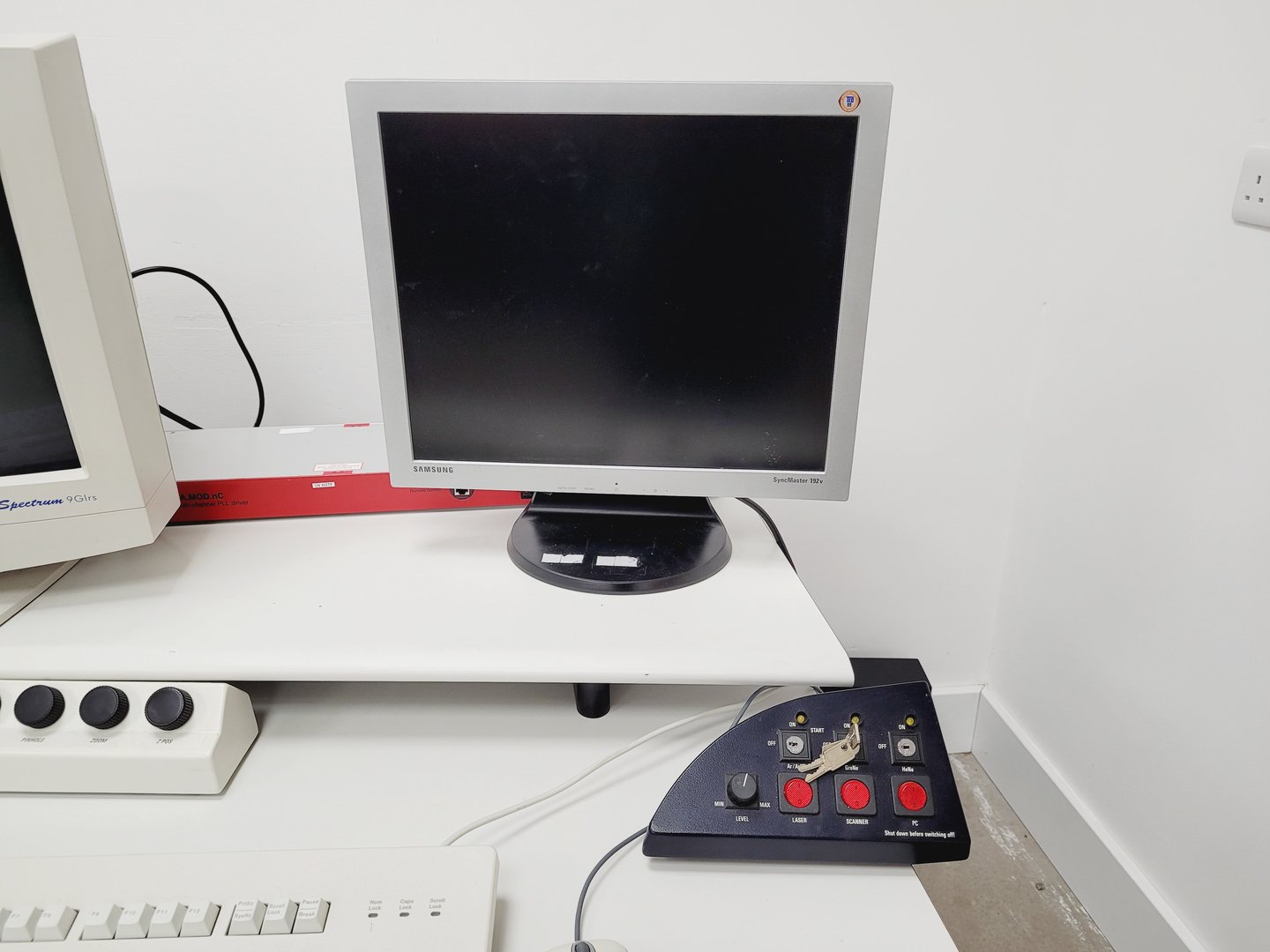Image of Leica Microsystems Type - TCS SP2 Confocal Microscope System Lab