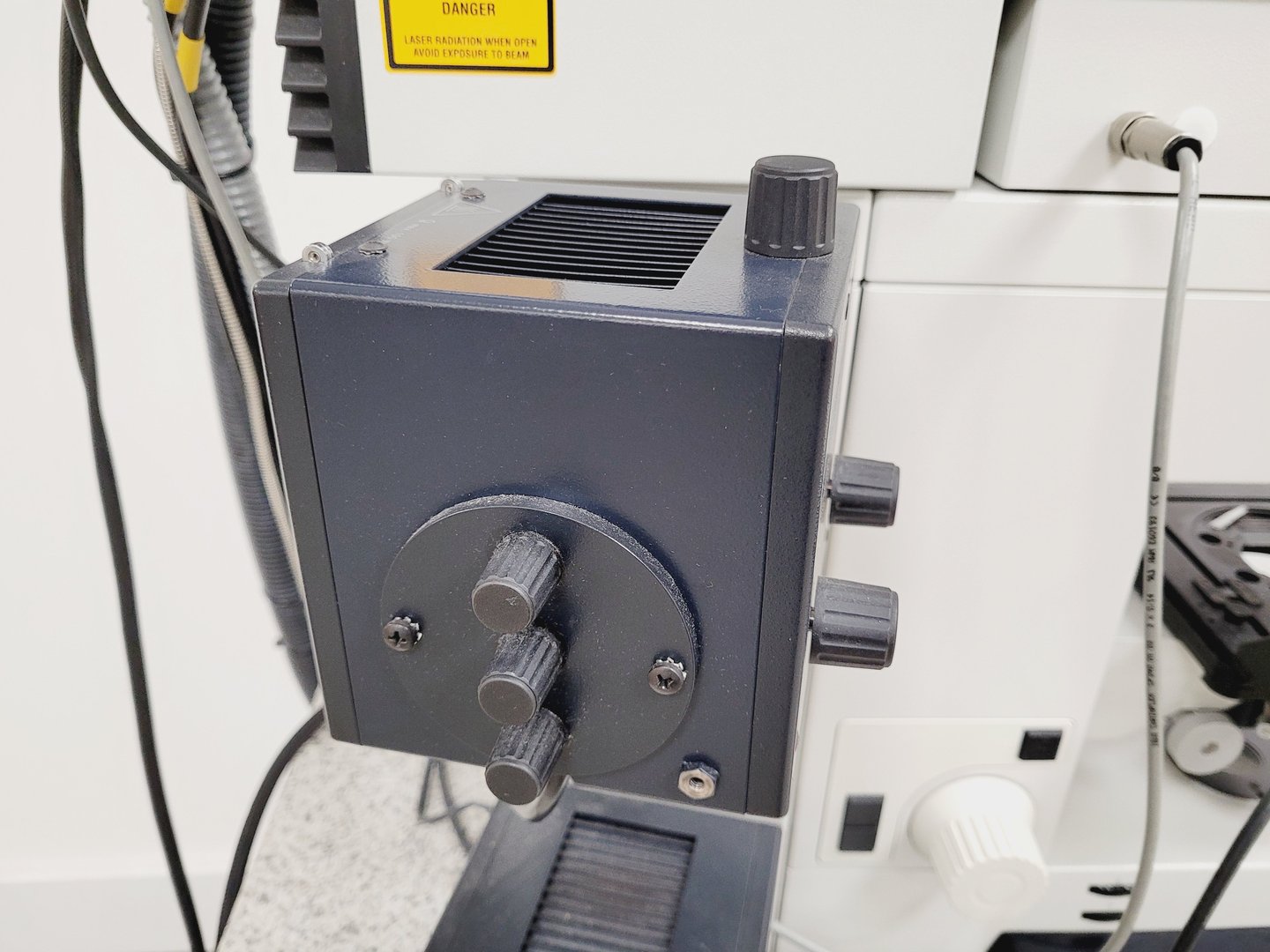Image of Leica Microsystems Type - TCS SP2 Incomplete Confocal Microscope System Lab 