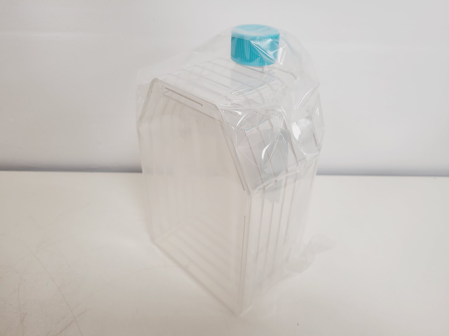 Image of 2 x Boxes 5-Layer Cell Culture Flask, Vent Cap, Straight Neck, TC (Sterile)