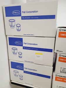 Thumbnail image of Job Lot of Plastic Laboratory Consumables Pipets, Tubes, Bottles, Tips Lab