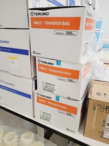 Thumbnail image of Job Lot of Plastic Laboratory Consumables Pipets, Tubes, Bottles, Tips Lab