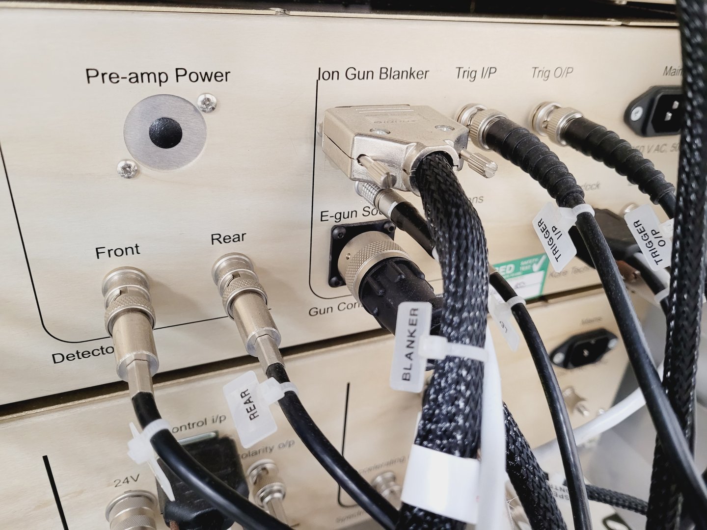 Image of Kore TOF-SIMS SURFACESEER S Mass Spectrometer Lab