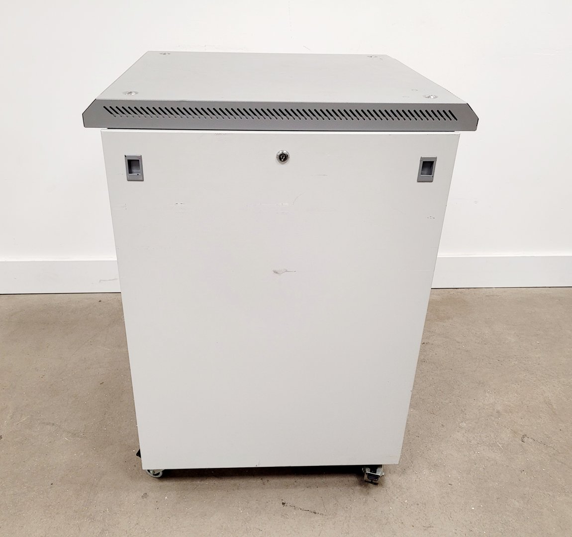 Image of Peak Scientific Nitrogen Generator NM30LA Lab Spares/Repairs