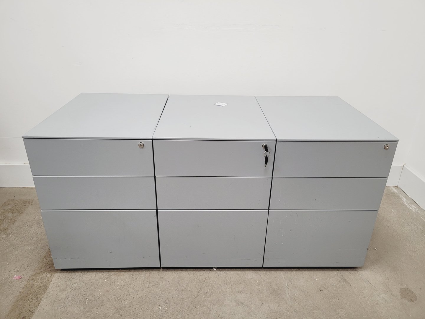Image of Job Lot of 5 x Triumph Small Drawer Cabinets
