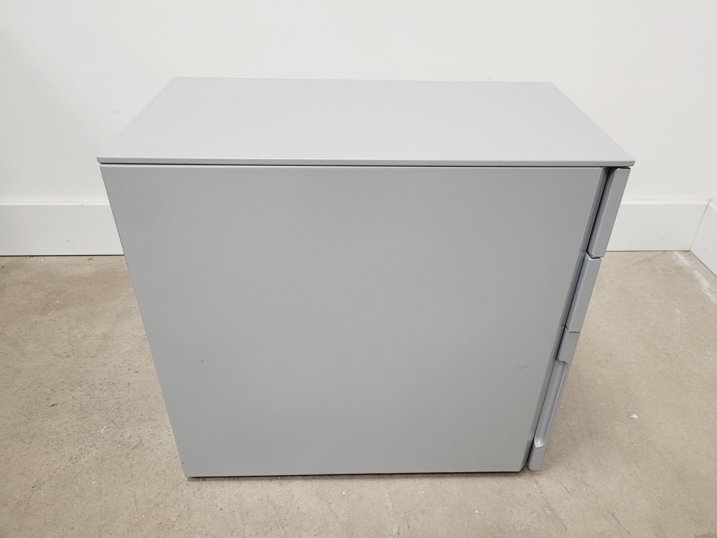 Image of Job Lot of 5 x Triumph Small Drawer Cabinets