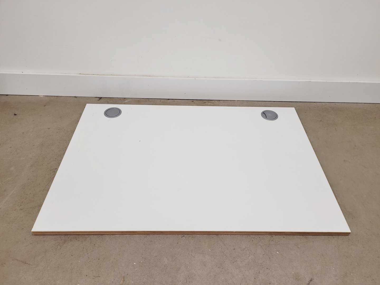 Image of 4 x Mobili Office White Table Tops - 120 x 80 x 3cm & 100 x 80 x 3cm