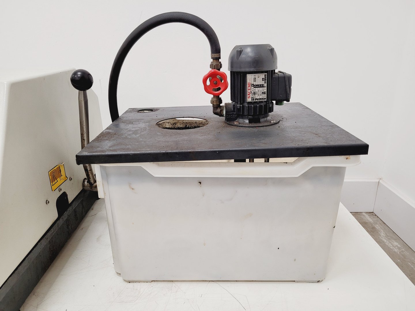 Image of Buehler Abrasimet 2 Abrasive Cutter 95.C/800.400