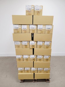 Thumbnail image of Job Lot of 142 Boxes of 10 Media Bottles Kimax ISO, GL45, 250 ml, Blue PP Cap 