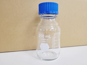 Thumbnail image of Job Lot of 107 Boxes of 10 Media Bottles Kimax ISO, GL45, 250 ml, Blue PP Cap 