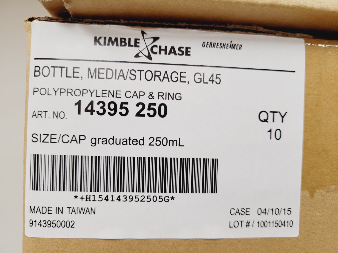 Image of Job Lot of 107 Boxes of 10 Media Bottles Kimax ISO, GL45, 250 ml, Blue PP Cap 