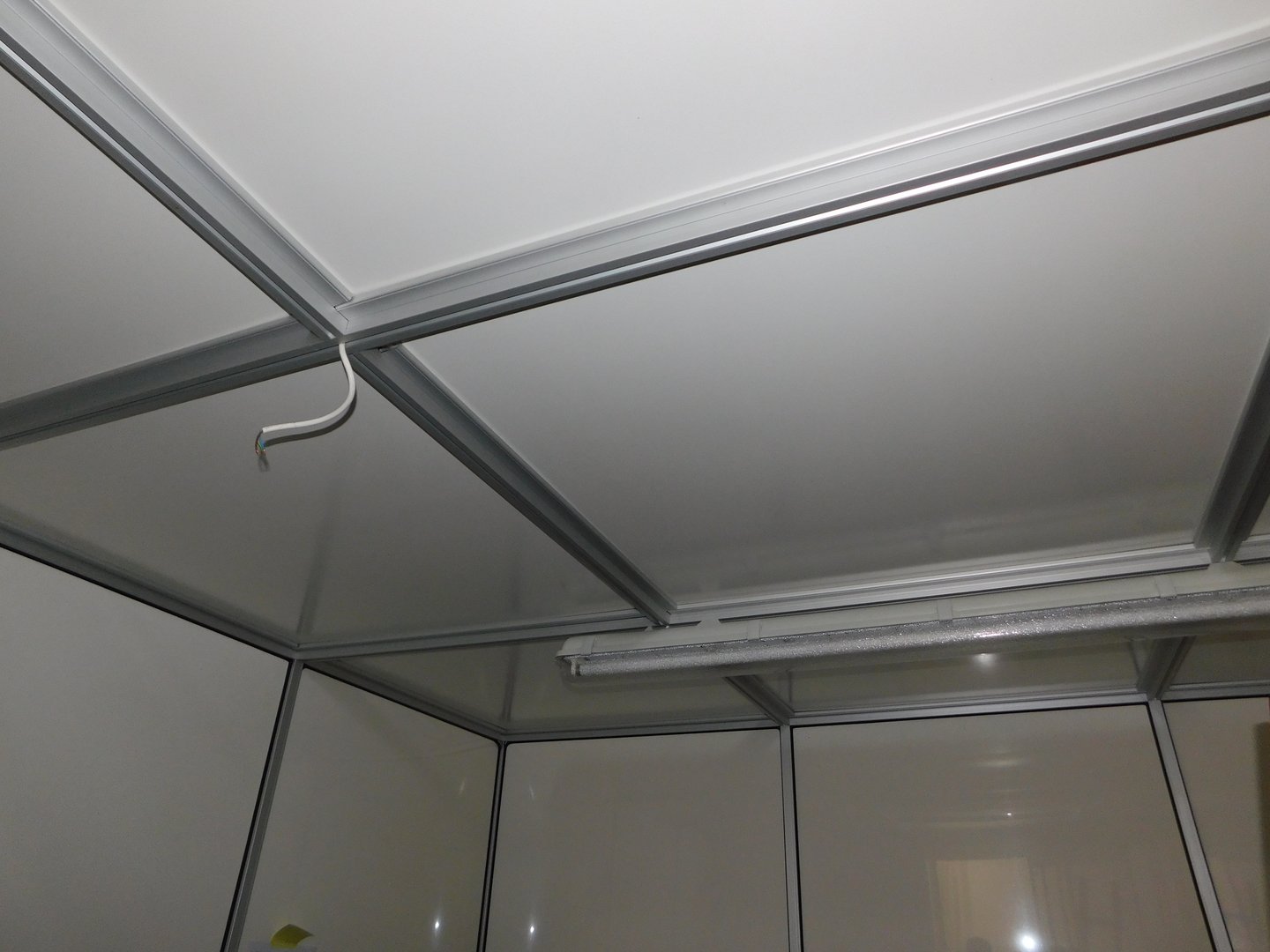 Image of Monmouth Scientific Clean Room 3 x 4m